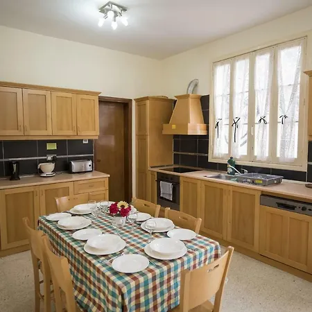 K85 - Large Private House Is-Swieqi